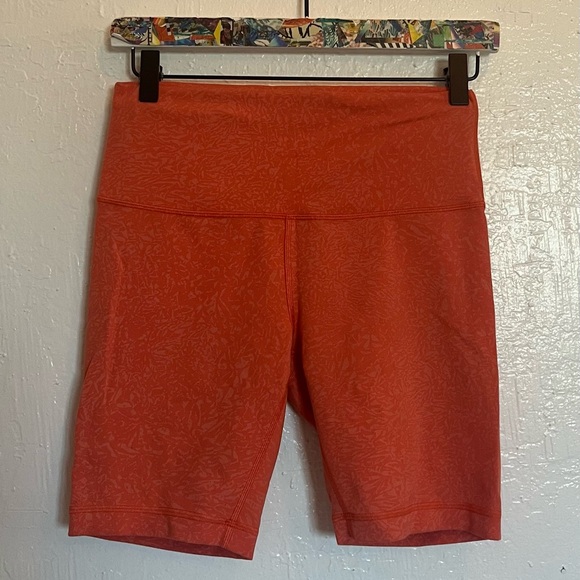 Lululemon Orange Align Shorts - Picture 1 of 5